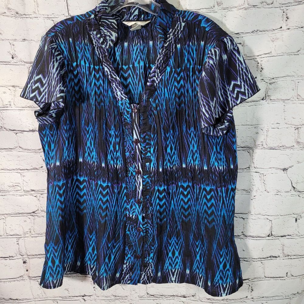 Christopher & Banks Blouse Womens M Blue Plisse Ikat Ruffle Button Up‎ Excellent